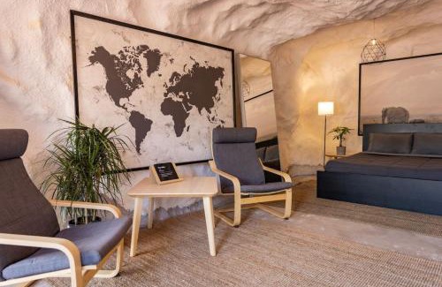 Moab Otro | The Caves at Moab - At Private Riverside Ranch