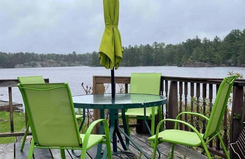 Byng Inlet Cabaña | The Cedar: Awesome view + Bunkie!