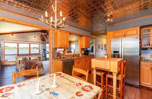 Marcellus Casa | The Cedar Lodge on Big Fish Lake