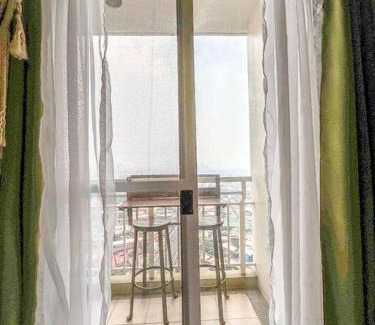 A. Bonifacio Apartamento | The Celandine condo near Ayala Mall Balintawak