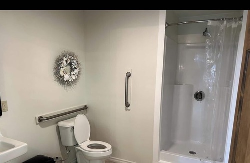 Harrison Cabina | ~THE CENTER~n RECREATIONAL RETREAT
