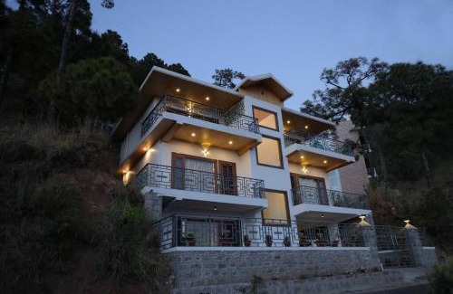 Kumarhatti Apartamento | The Cerro Rico - 3 BHK Modern Villa