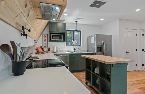 Rangeley Casa | The Chalet - A Frame in the Overlook, close to Saddleback!