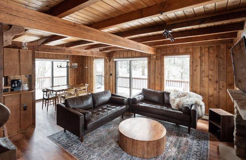 Bellaire Chalet De Esquí | The Chalet Getaway*Hot Tub*Shanty Creek Resort*Summit Golf Course