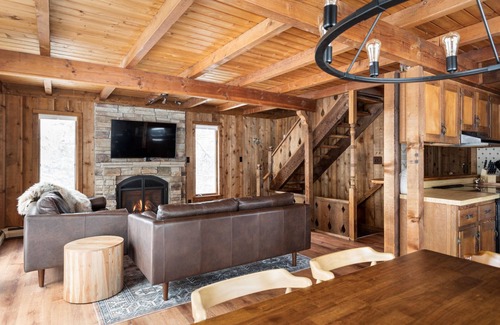 Bellaire Chalet De Esquí | The Chalet Getaway*Hot Tub*Shanty Creek Resort*Summit Golf Course