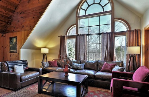 Killington Casa | The Chalet on West Park by Killington Vacation Rentals