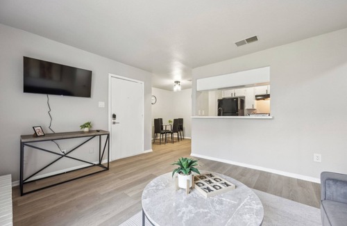 Grand Prairie Apartamento | The Chandler 421 I Spacious 1 Bed 1 Bath
