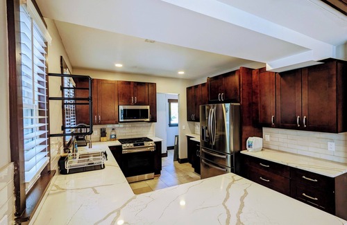 New Center Detroit Casa | THE CHARLES - Welcome To Detroit