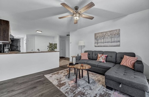 Gatineau Apartamento | The charming 3 bedroom with a river view