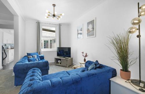 Reading City Centre Casa | The Charming 3 Bedroom House at Blakes Cottages