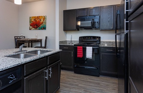 Bentonville Apartamento | The Charming Canary Condo