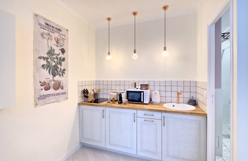 Latin Apartamento | The Charming Luxembourg Garden