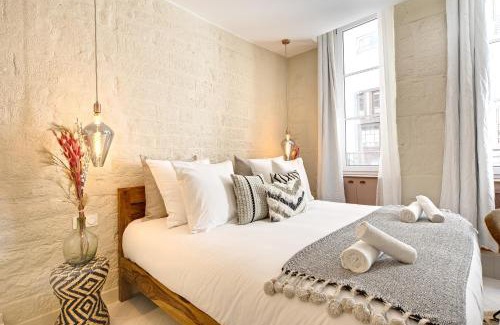 Latin Apartamento | The Charming Luxembourg Garden
