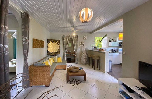 Le Marin Villa | La encantadora Villa Coco **** y su bungalow con magníficas vistas al mar.