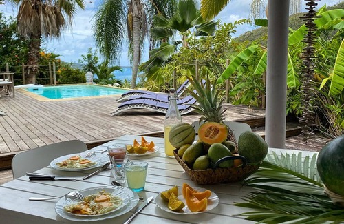 Le Marin Villa | La encantadora Villa Coco **** y su bungalow con magníficas vistas al mar.