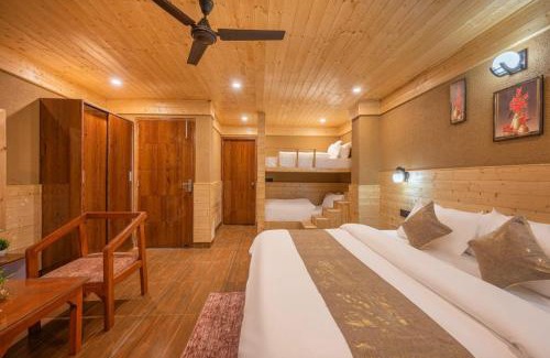 Fagu Apartamento | The Charvi Regency I Vacations I Conference I MICE I Family Events I Open Air Terrace I Sky Bonfire I Wooden Rooms With Pvt Balconies I Kufri by Exotic Stays