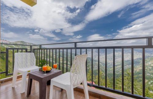 Fagu Apartamento | The Charvi Regency I Vacations I Conference I MICE I Family Events I Open Air Terrace I Sky Bonfire I Wooden Rooms With Pvt Balconies I Kufri by Exotic Stays