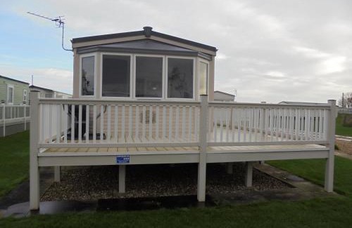 Ingoldmells Apartamento | The Chase Topaz Super 4 Berth panel heated Wrap around veranda
