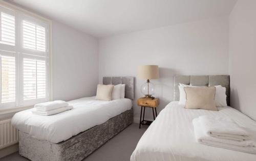 Redcliffe Casa | The Chelsea Cottage By Hok Living