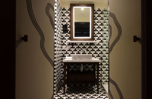 Chaussee-d'Antin Hotel | The Chess Hotel