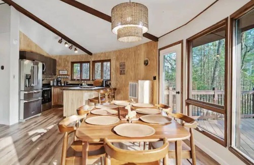Basye Cabina | The Chestnut, 8 guests, near Lake Laura