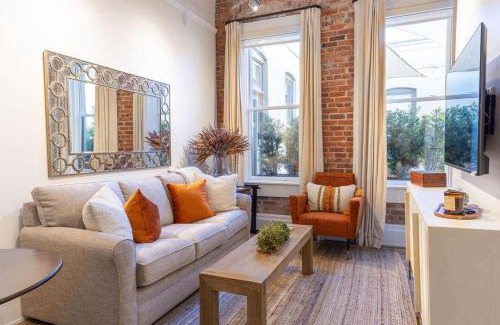 Downtown Apartamento | The Chic Hideaway