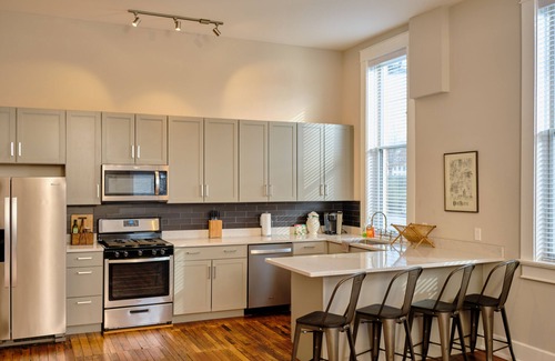 Pendleton Condominio | The Cigar Store