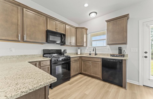 Denham Springs Casa | The Cinder Way-LSU and NOLA access