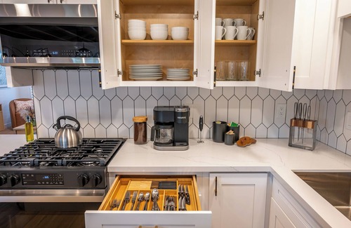 Bay Ho Casa | The Citrus Oasis
