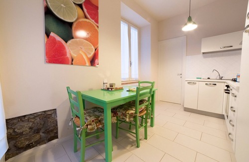 Uzzano Apartamento | El pueblo de Citrus - Bergamota