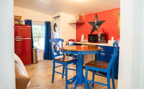 Metropolis Apartamento | The Clark Our Vision of Clark Kent's 1st Home