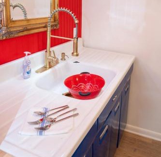 Metropolis Apartamento | The Clark Our Vision of Clark Kent's 1st Home