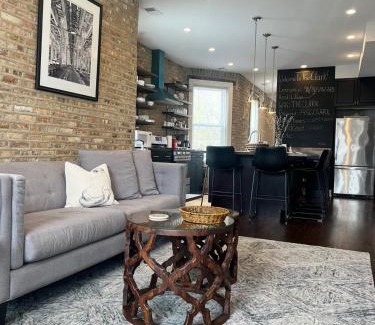 Rogers Park Apartamento | The Clark
