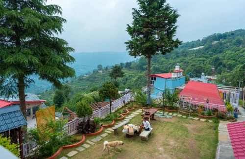 Kaul Villa | The Clay House, Mukteshwar by Ebony Stays |Cosy 2BHK Villa with Himalayan Views