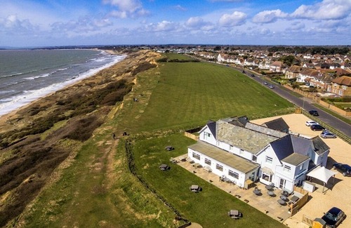 Barton-on-Sea Casa | The Cliff House Hotel
