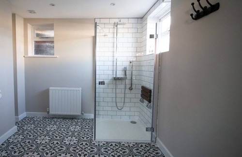 Barton-on-Sea Casa | The Cliff House Hotel