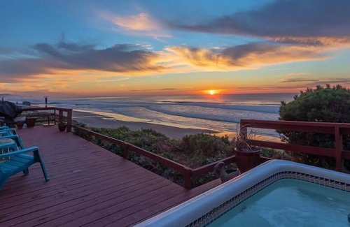 Nelscott Casa | The Cliff House - Lincoln City
