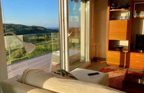 Ortigueira Casa | The Cliffs - Celtigos Blue Marine
