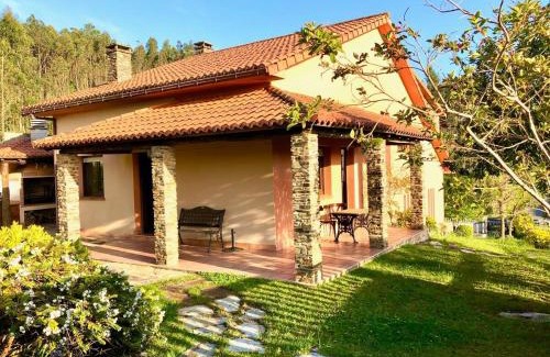 O Vicedo Chalet De Esquí | The Cliffs - Morandaina Beach
