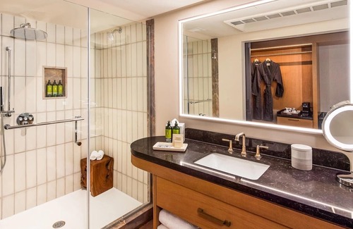 Uptown Sedona Hotel | The Cliffs