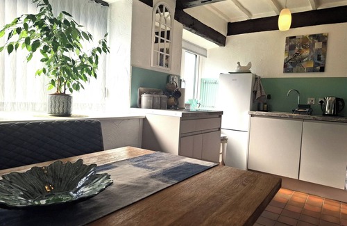 Meathop Cabaña | THE COACH HOUSE AT BRACKENTHWAITE FARM, pet friendly in Arnside