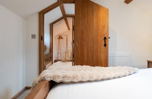 Cheltenham Apartamento | The Coach House - Beautiful Home in Cheltenham!