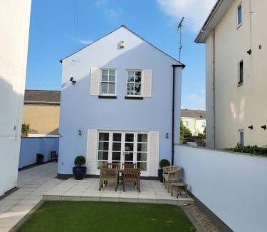 Montpellier Casa | The Coach House