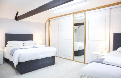 Stamford Casa | The Coach House