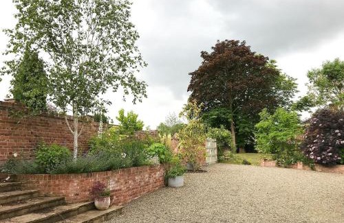 Boraston Casa | The Coach House