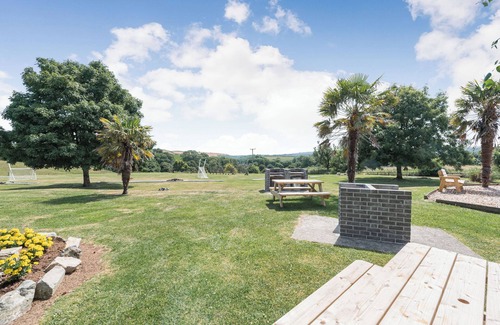 St. Florence Cabaña | The Coach House
