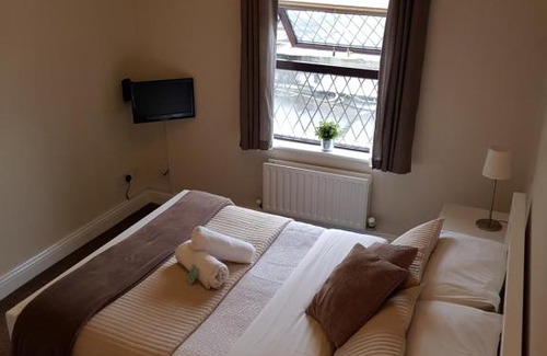Roundwood Cama Y Desayuno | The Coach House