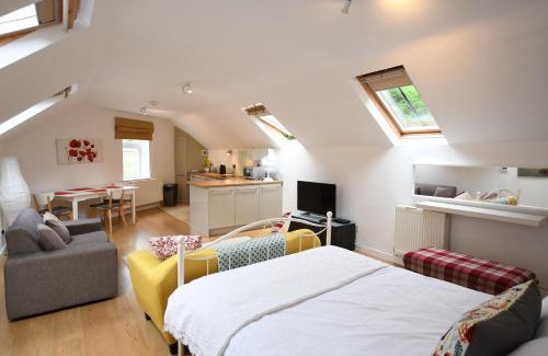Whitnash Apartamento | The Coach House Studio Apartment