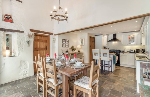 Abergavenny Cabaña | The Coach House - UK45027
