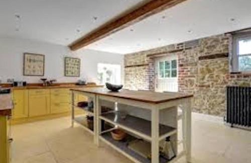 Flintshire Casa | The Coach House, Wrexham Road